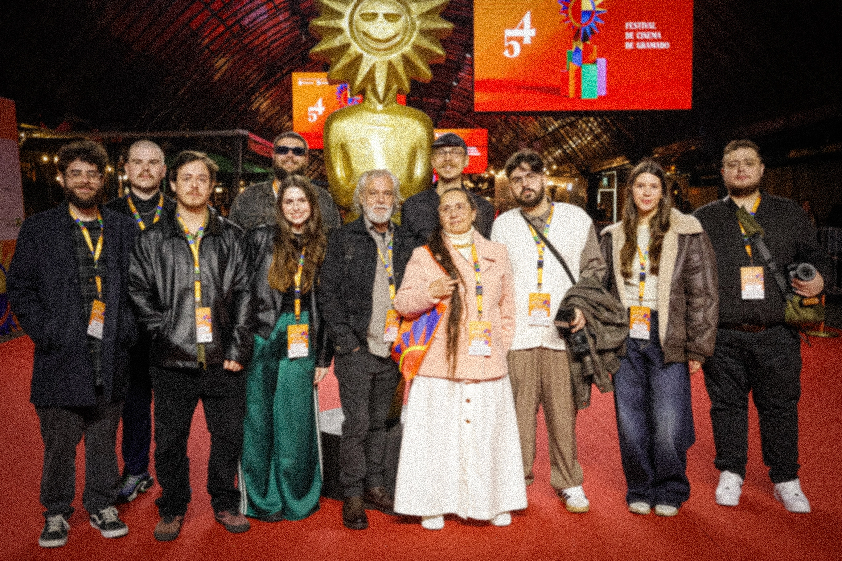 Equipe de Manjericão no tapete vermelho do Festival de Cinema de Gramado